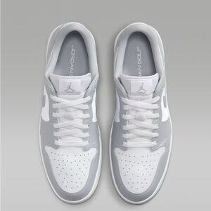 Nike Air Jordan Golf Low-Top Sneakers in White & Light Gray NEW in box